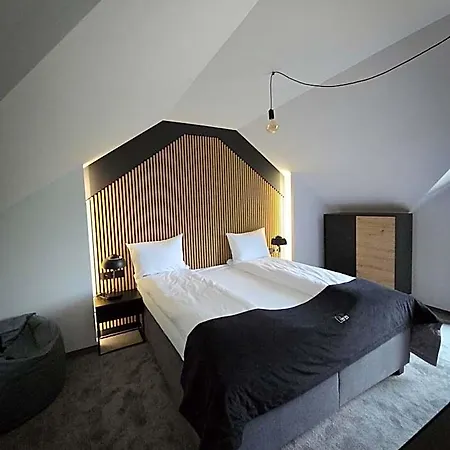 Hotel Czarna & Ropa