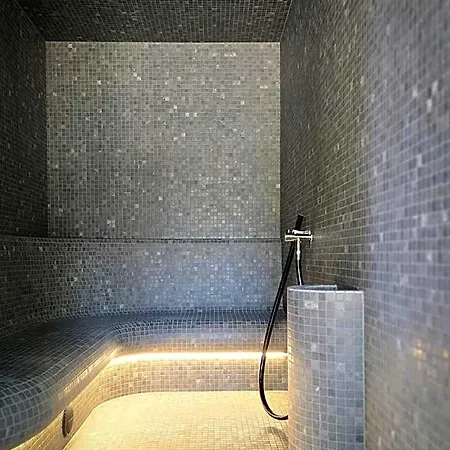 Hotel Czarna & 4*